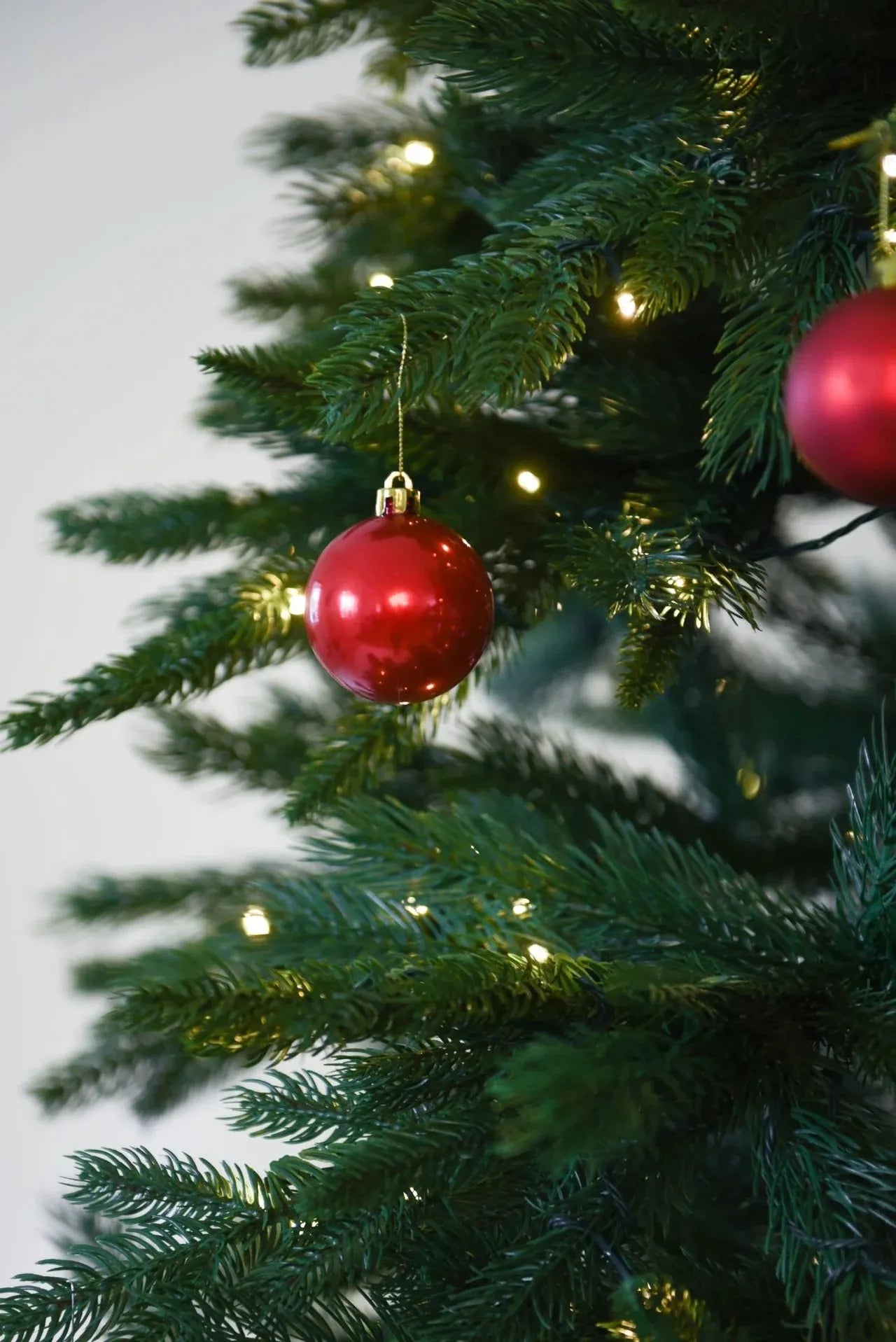 Künstlicher Weihnachtsbaum - David | 270 cm, mit LED-Leuchten