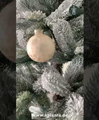 Kunstmatige kerstboom - Aurelia | 150 cm, met sneeuw